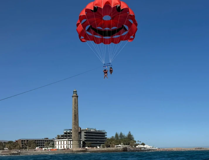 6a0f58e82a659_PARASAILING-PASITO-BLANCO-AQUATRIBE-GRAN-CANARIA-TANDEM.jpg